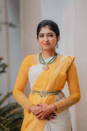 B. சுசிநிவேதா