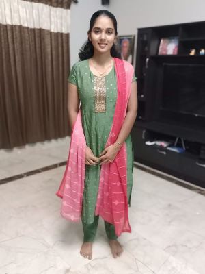 DHARSHINI G