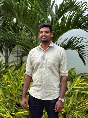 Akilan C